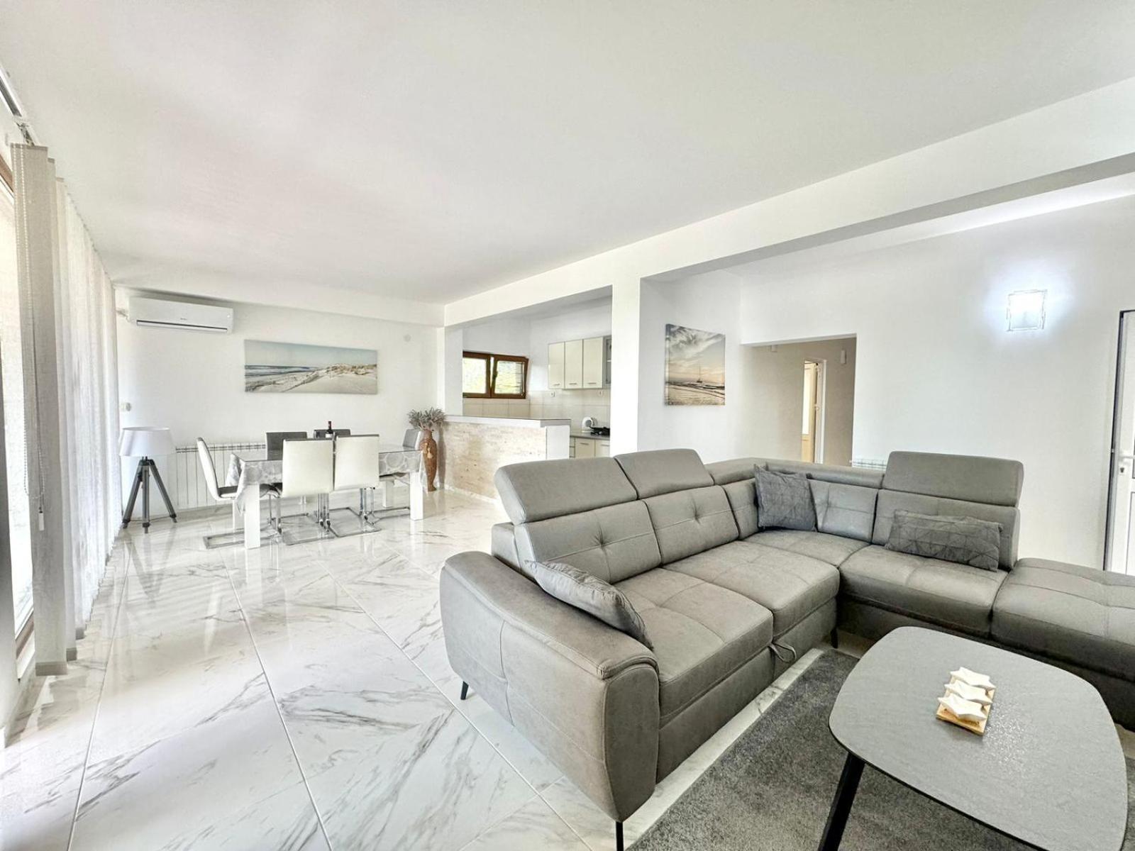 Stars Residence Petrovac المظهر الخارجي الصورة