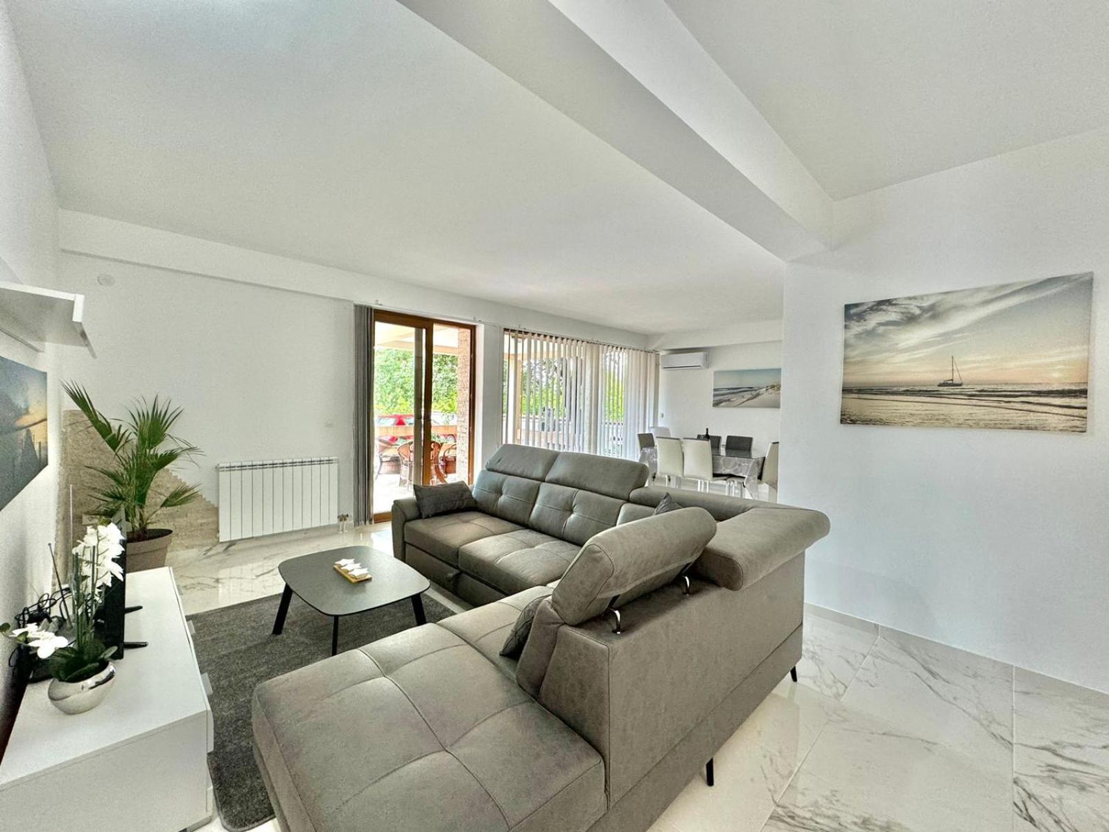 Stars Residence Petrovac المظهر الخارجي الصورة